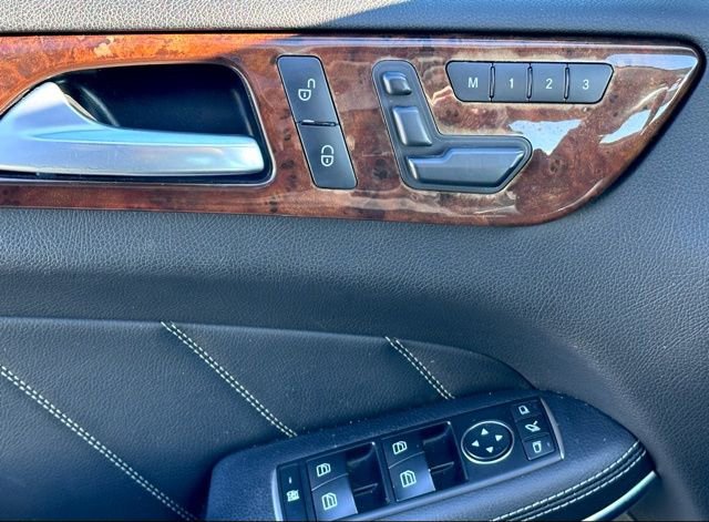 Used 2014 Mercedes-Benz GL 450 4MATIC image 19