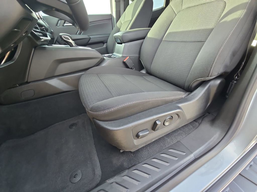 Used 2024 GMC Canyon Elevation w/ Convenience Package image 22