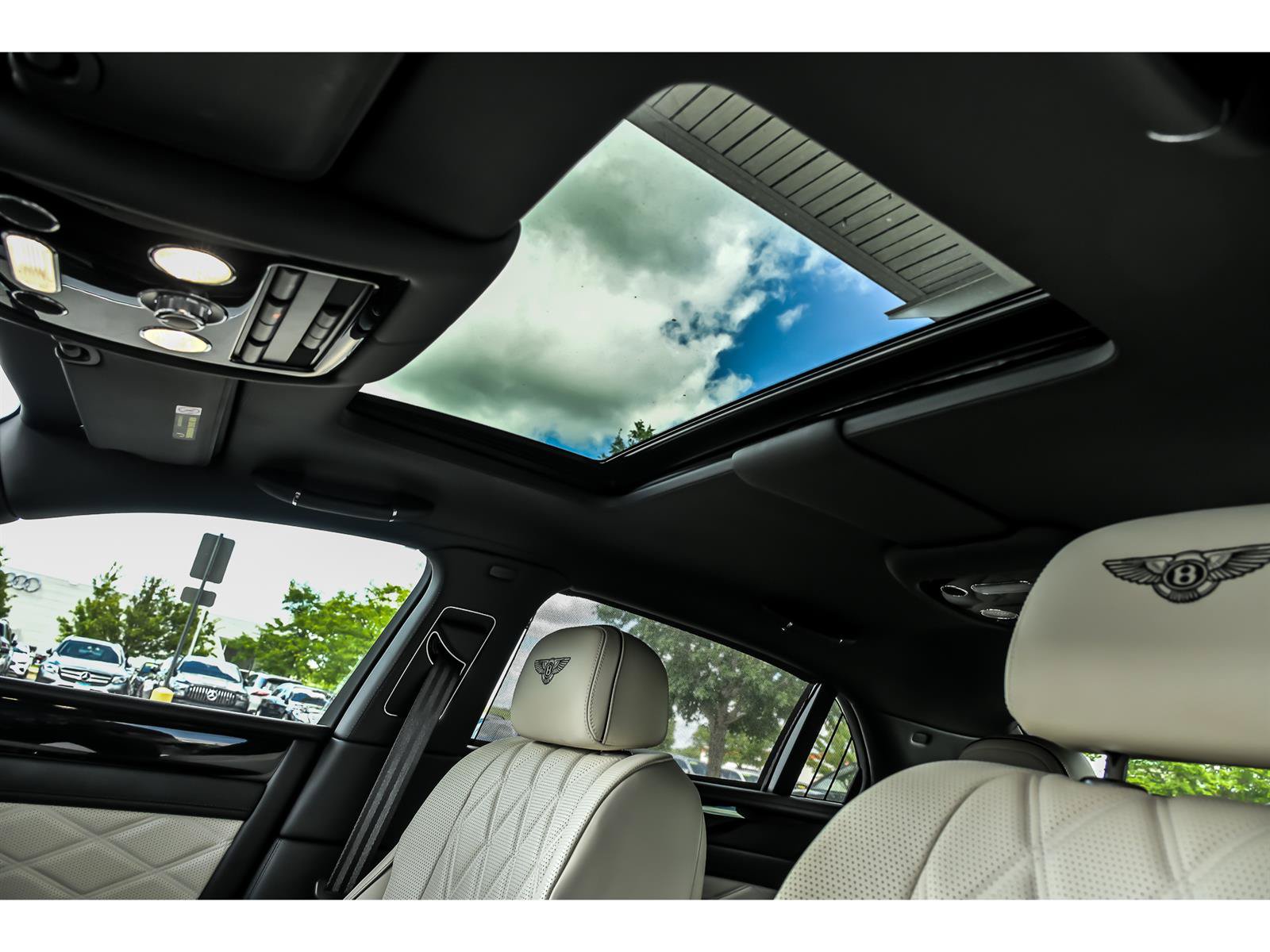 Used 2014 Bentley Flying Spur W12 AWD/4WD image 13
