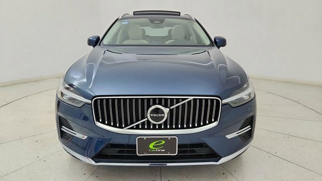 Used 2023 Volvo XC60 B5 Plus w/ Climate Package image 2