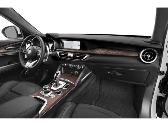Certified 2022 Alfa Romeo Stelvio Ti image 15