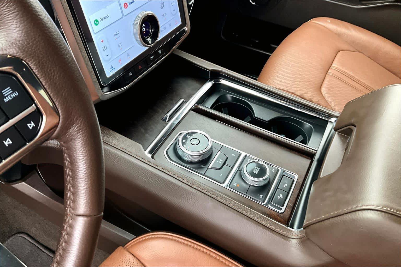 Used 2024 Ford Expedition Max King Ranch AWD/4WD image 17