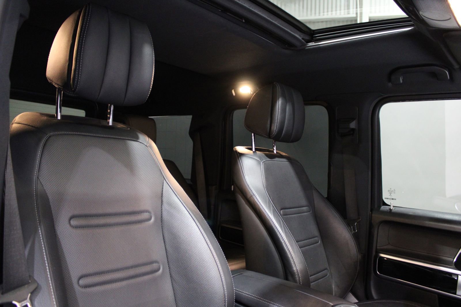 Used 2020 Mercedes-Benz G 550 image 24