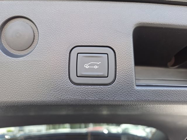 New 2026 Chevrolet Equinox RS w/ Convenience Package III FWD image 19