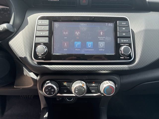 Used 2025 Nissan Kicks Play S image 11