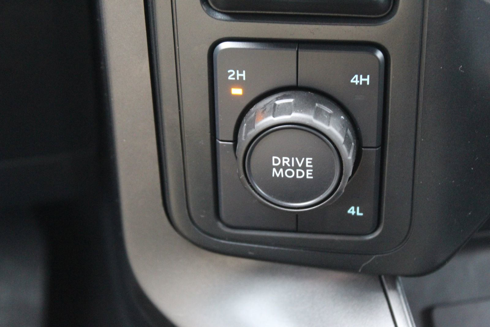 Used 2024 Ford F150 XLT w/ Equipment Group 302A MID image 33