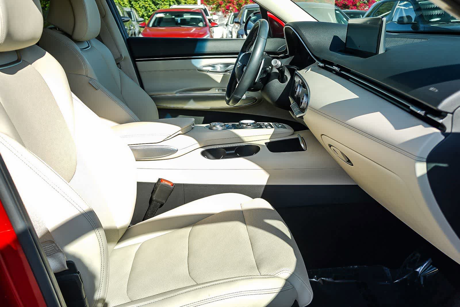 Used 2022 Genesis GV70 2.5T w/ Select Package image 19