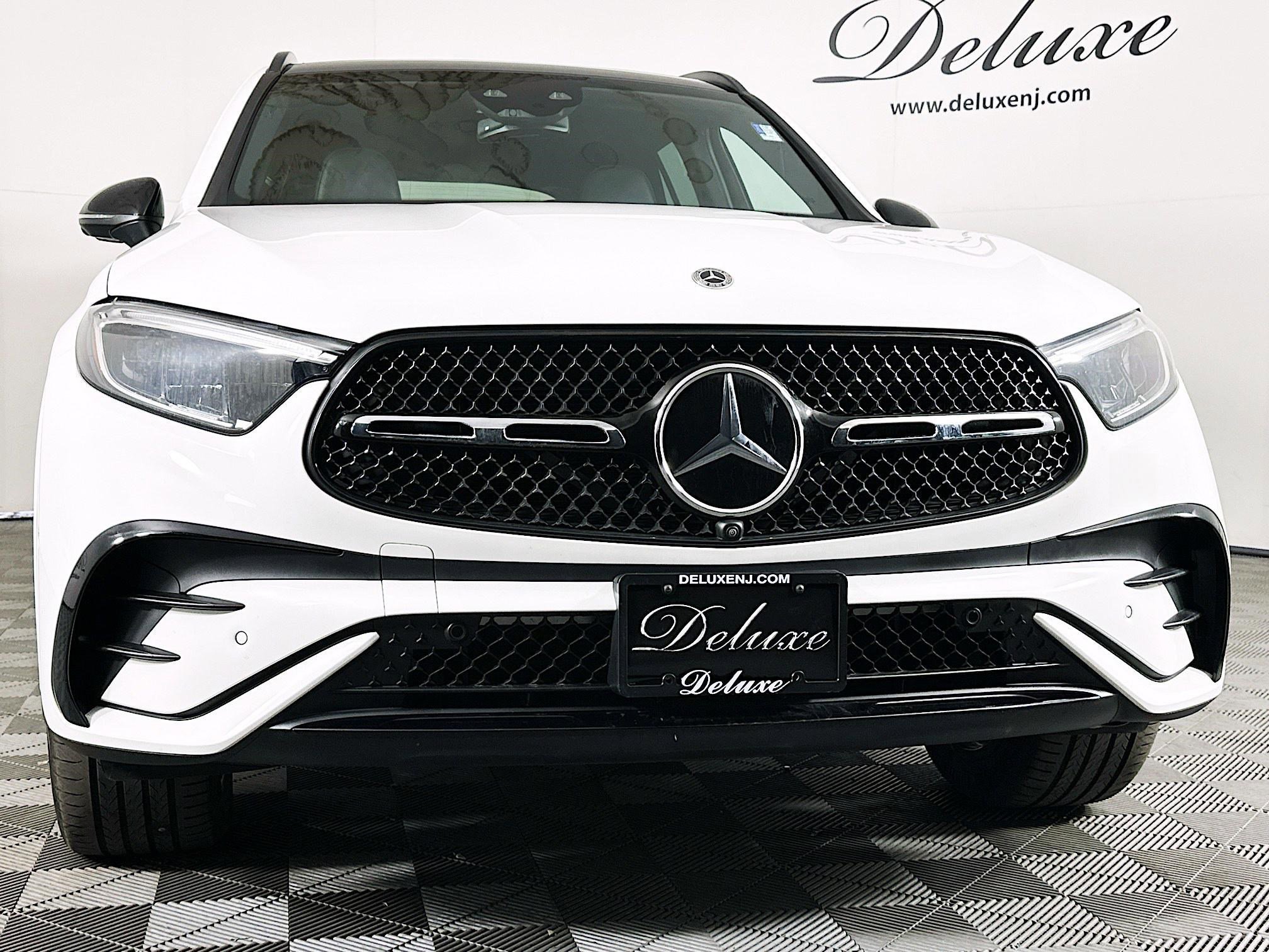 Used 2025 Mercedes-Benz GLC 300 4MATIC image 28