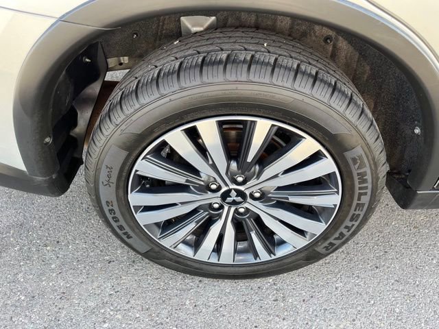 Used 2020 Mitsubishi Outlander SE image 22