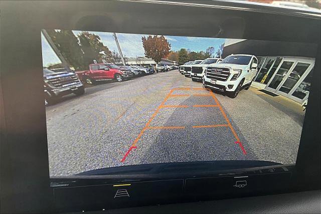 Used 2023 Chevrolet Suburban Premier image 14