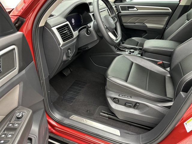Used 2022 Volkswagen Atlas SEL AWD/4WD image 11