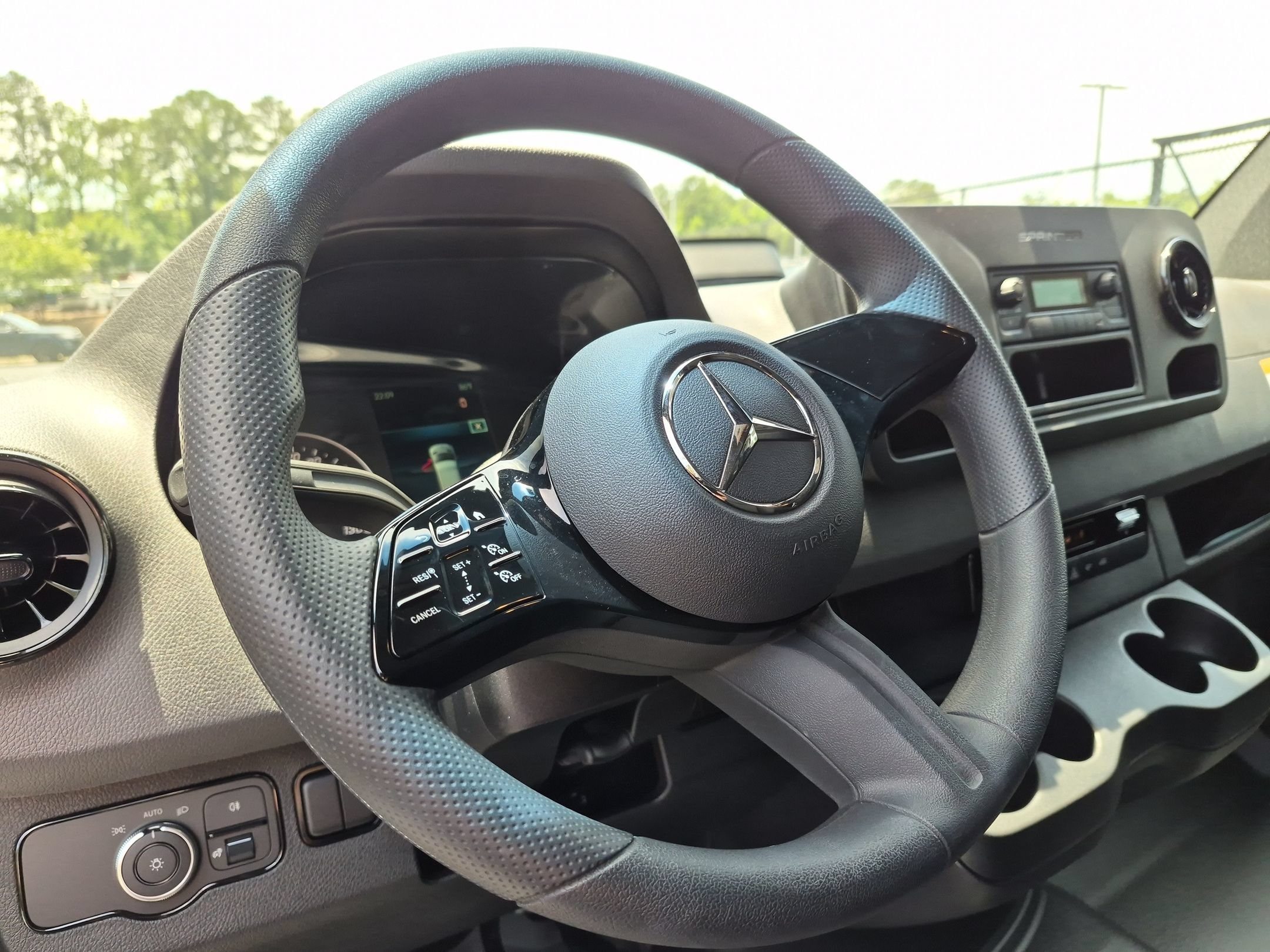 New 2025 Mercedes-Benz Sprinter 2500 image 18