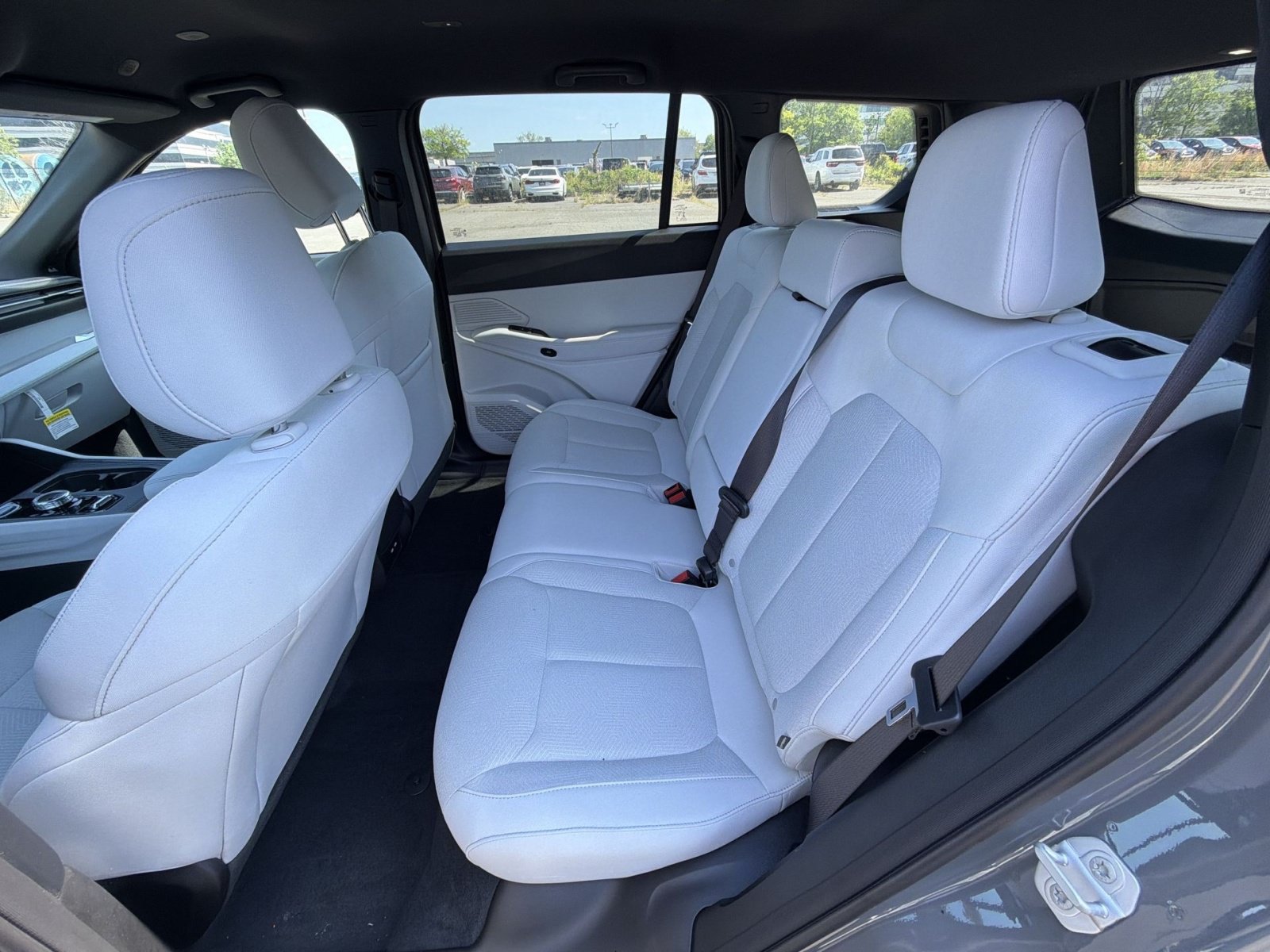 New 2026 Jeep Cherokee Laredo AWD/4WD image 23