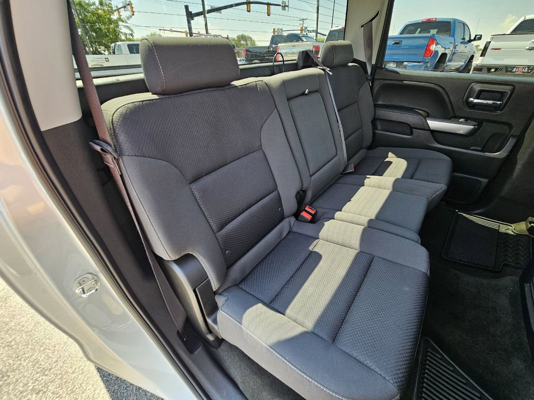 Used 2017 Chevrolet Silverado 1500 LT w/ LT Eassist Package AWD/4WD image 32