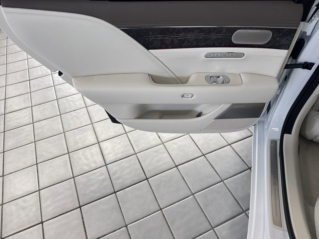 New 2026 Genesis G90 3.5T image 21