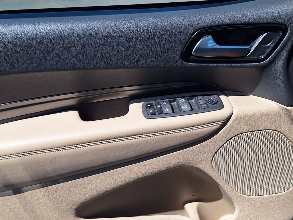 Used 2022 Dodge Durango SXT AWD/4WD image 7