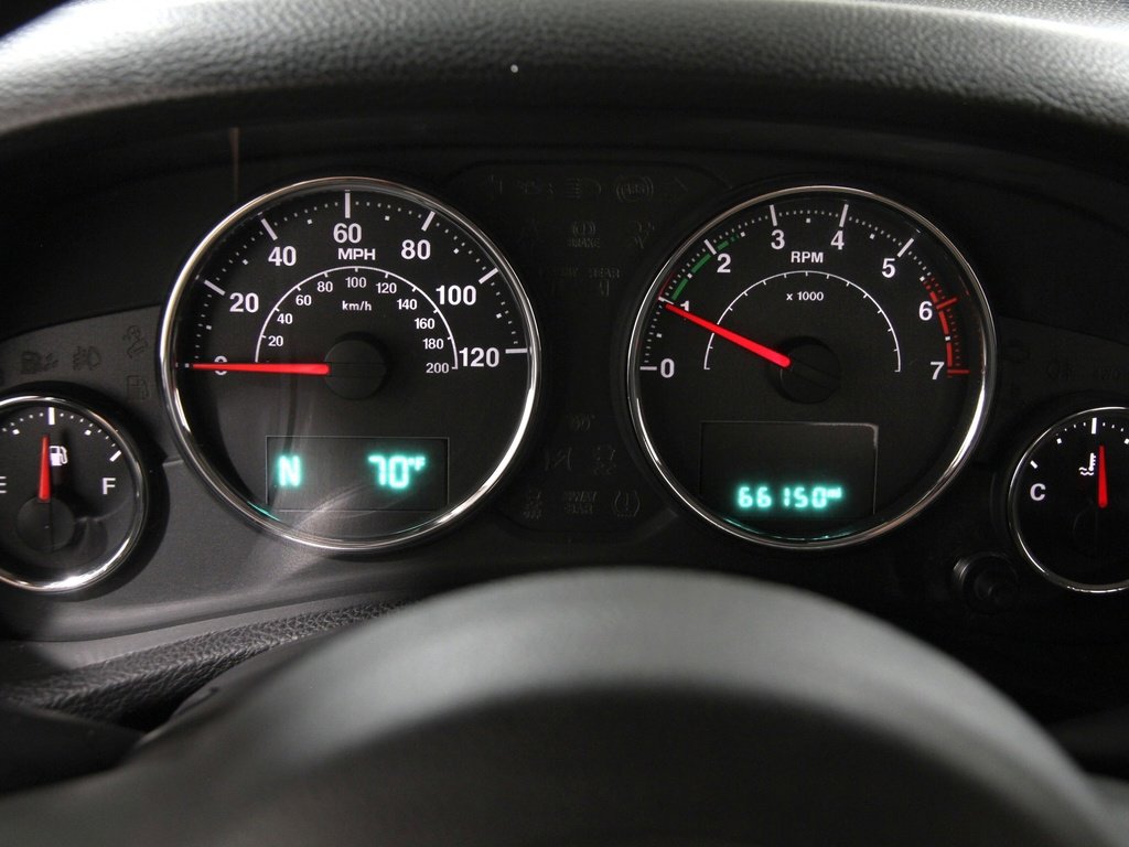 Used 2014 Jeep Wrangler Sport image 8