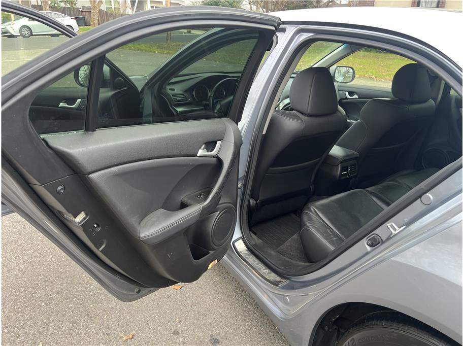 Used 2013 Acura TSX Sedan image 9