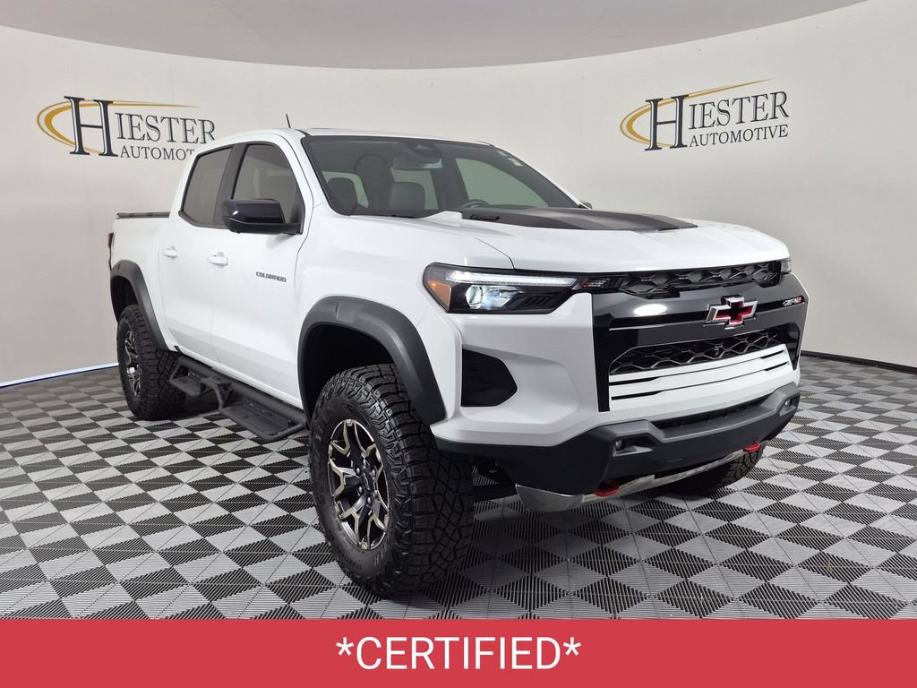 Certified 2025 Chevrolet Colorado ZR2 w/ Technology Package AWD/4WD image 2