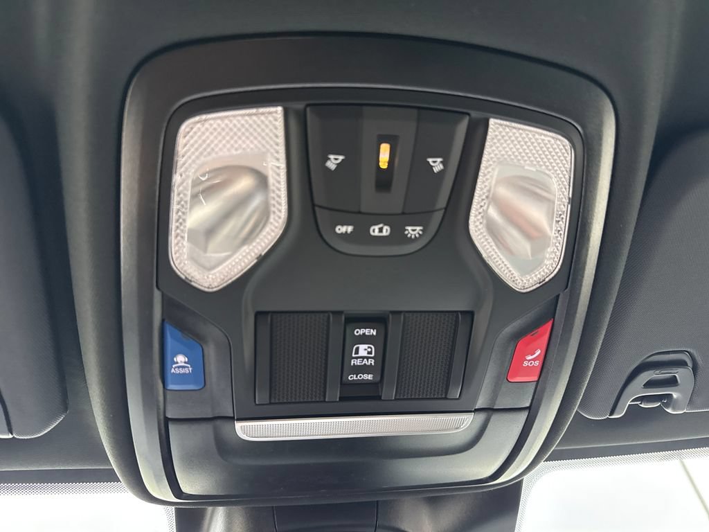 New 2026 RAM 2500 Warlock AWD/4WD image 24