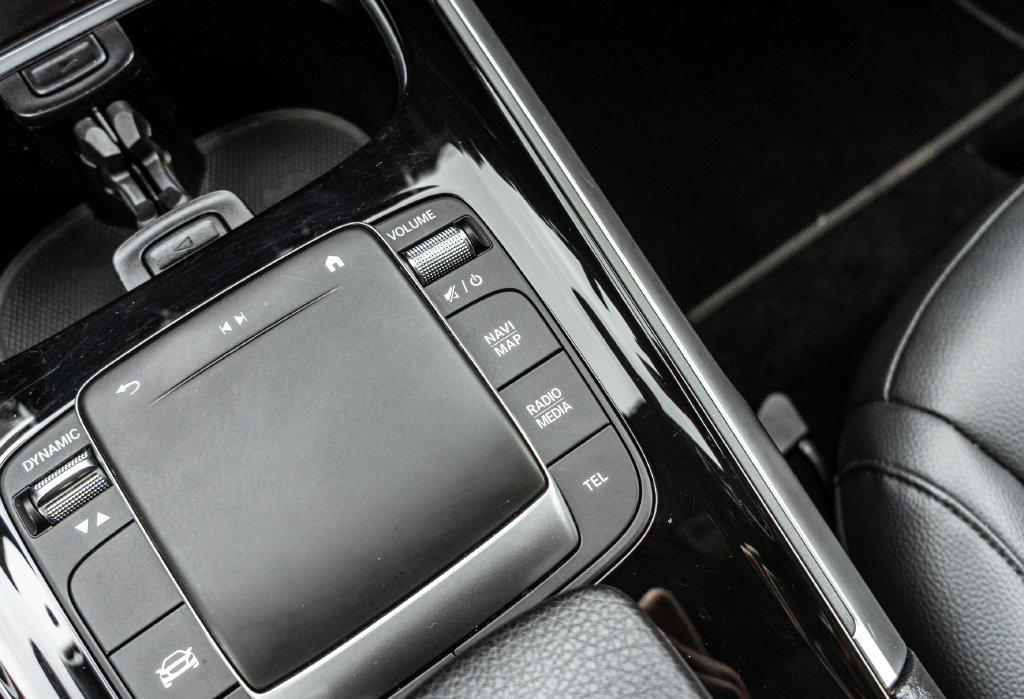 Used 2022 Mercedes-Benz GLB 250 4MATIC w/ Premium Package Lite image 20