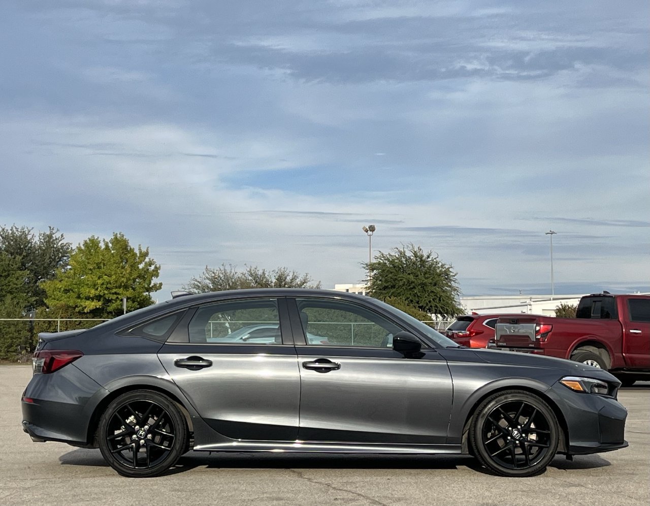 Used 2025 Honda Civic Sport image 3
