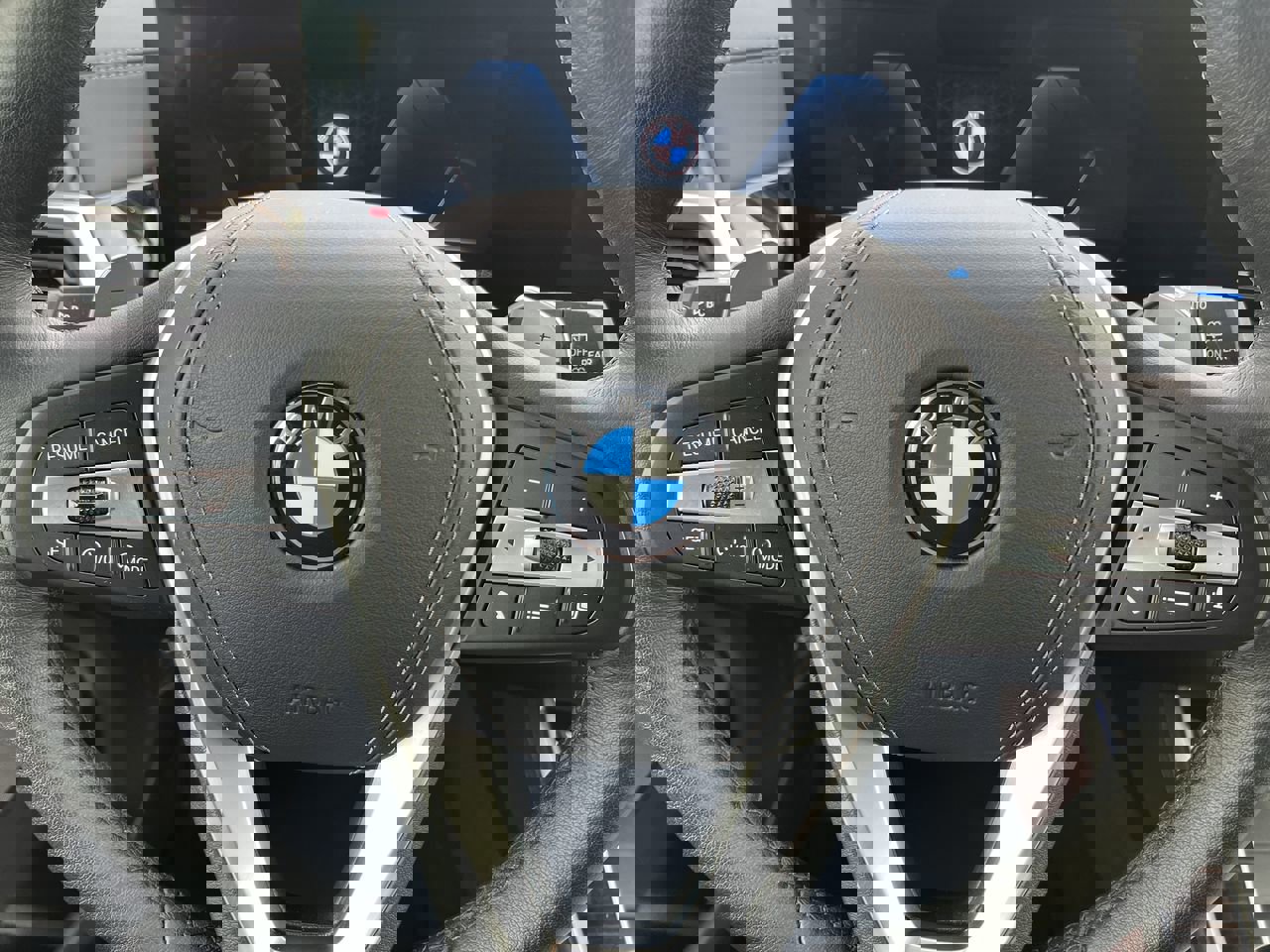 Certified 2025 BMW X5 xDrive40i image 22