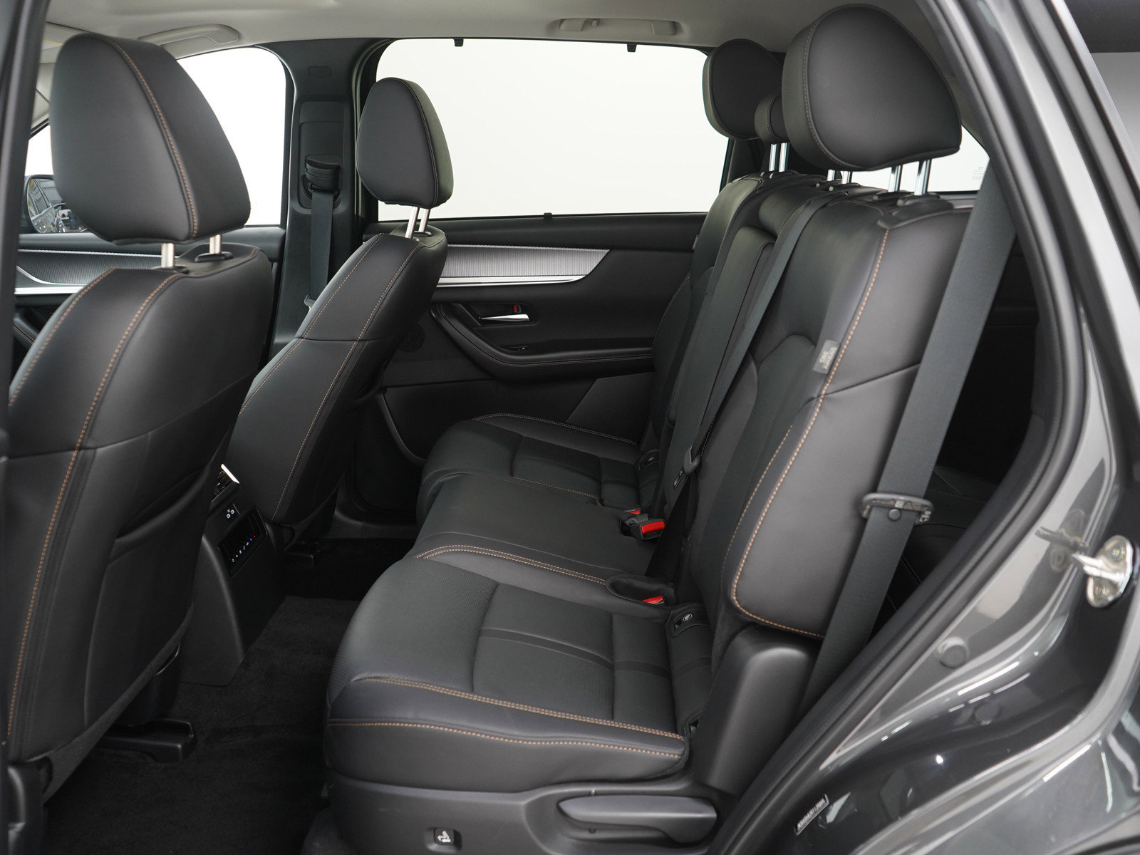 Certified 2024 MAZDA CX-90 Plug-In Hybrid w/ Preferred image 16