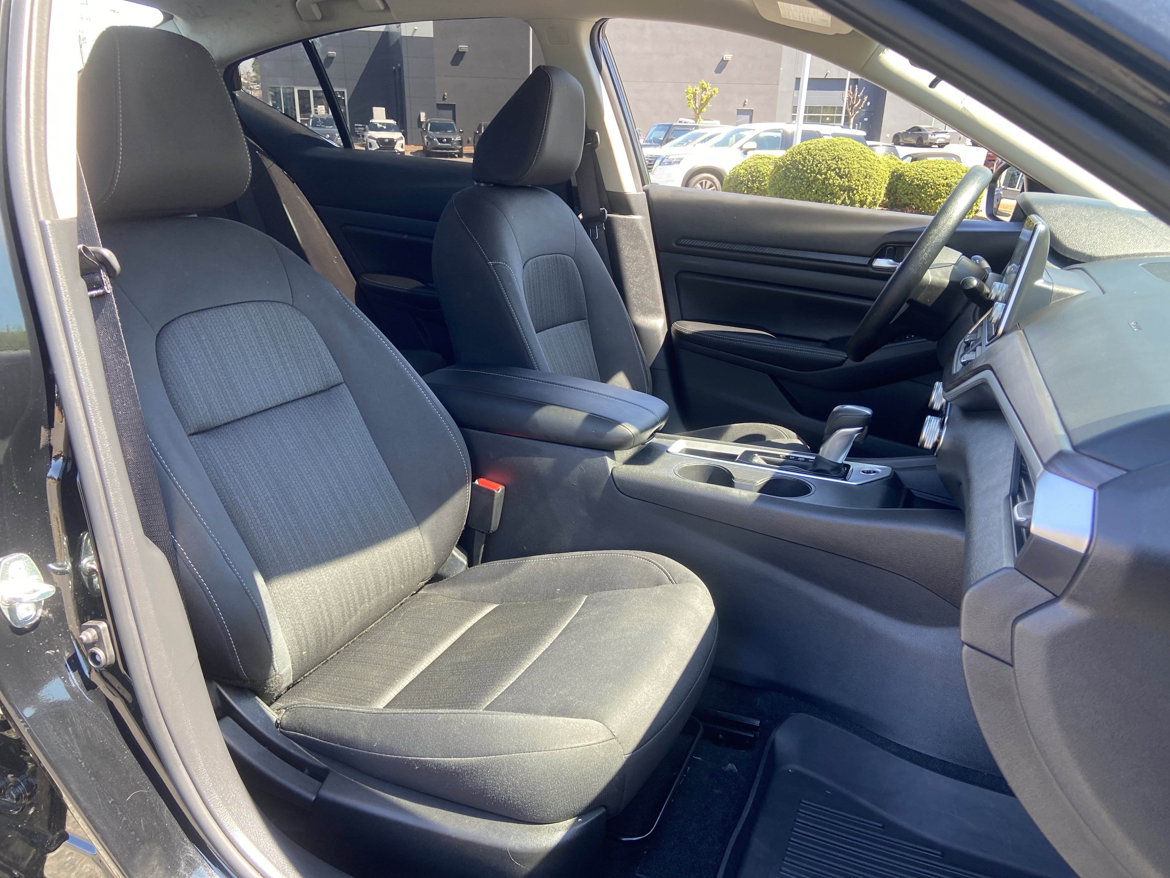 Certified 2025 Nissan Altima 2.5 SV image 17