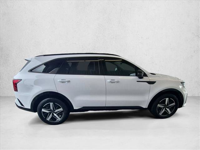 Used 2023 Kia Sorento S FWD image 4