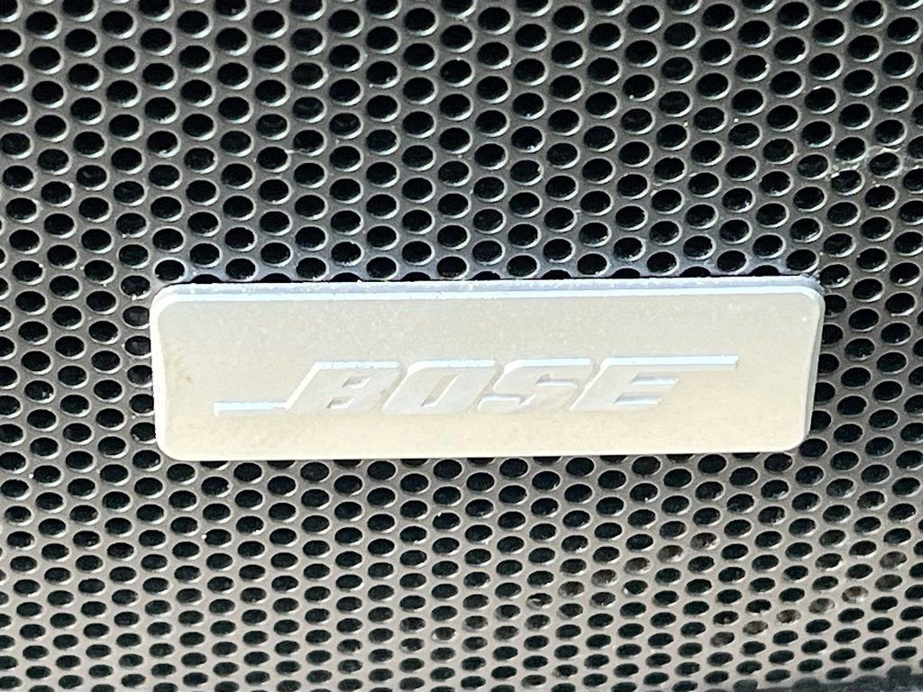 Used 2023 GMC Acadia Denali w/ Denali Technology Package image 19