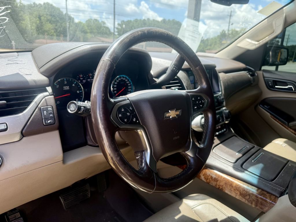 Used 2017 Chevrolet Suburban Premier image 21