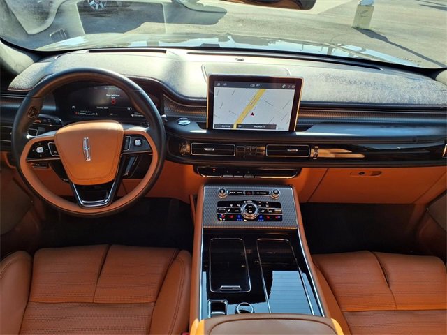 Certified 2023 Lincoln Aviator Black Label w/ Dynamic Handling Package image 4