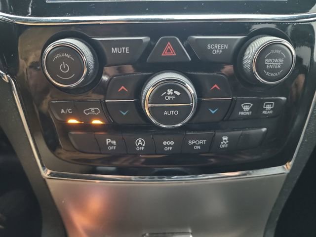 Used 2021 Jeep Grand Cherokee Limited w/ Luxury Group II image 22