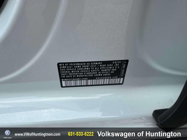 Certified 2025 Volkswagen GTI Autobahn FWD image 11