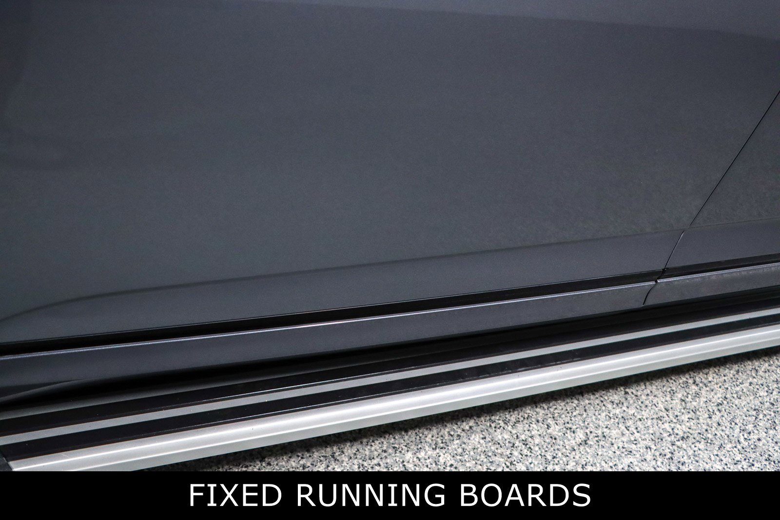 Used 2023 Volkswagen Atlas SEL R-Line image 12