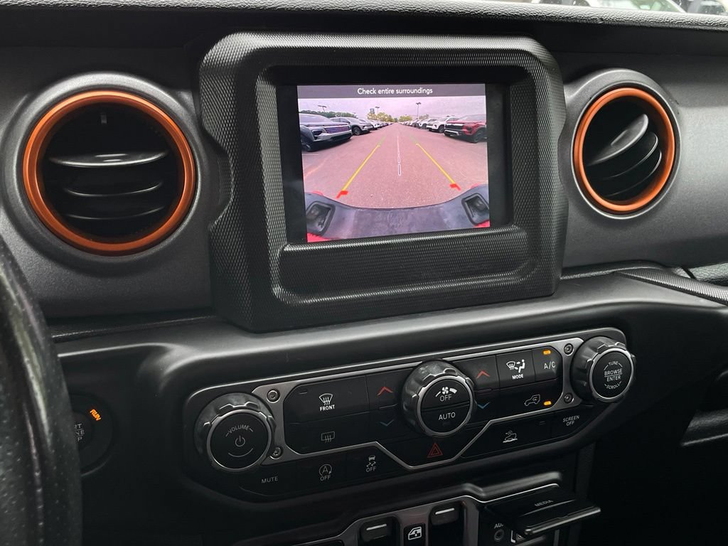 Used 2021 Jeep Gladiator Mojave AWD/4WD image 16