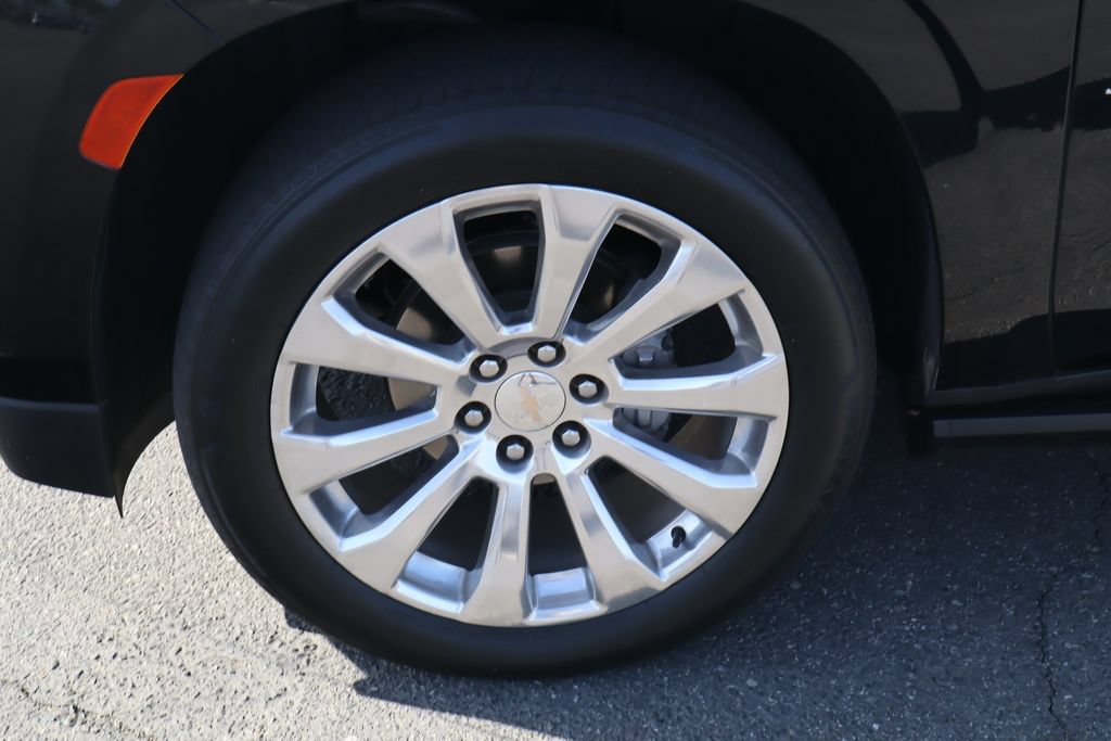 Used 2023 Chevrolet Tahoe Premier RWD image 14