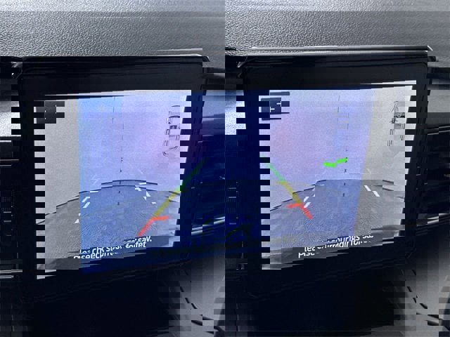 Used 2021 Ford Explorer XLT w/ Equipment Group 202A image 15