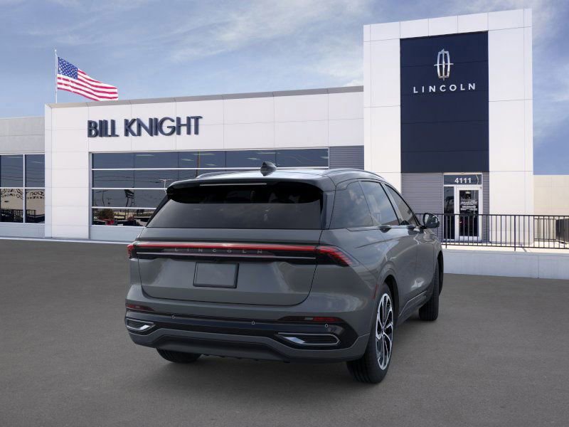 New 2025 Lincoln Nautilus Reserve image 8