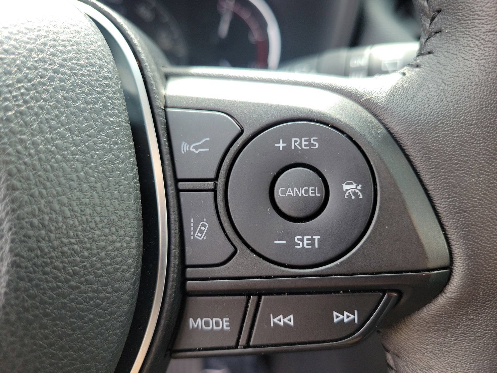 Certified 2024 Toyota RAV4 XLE w/ Convenience Package AWD/4WD image 26