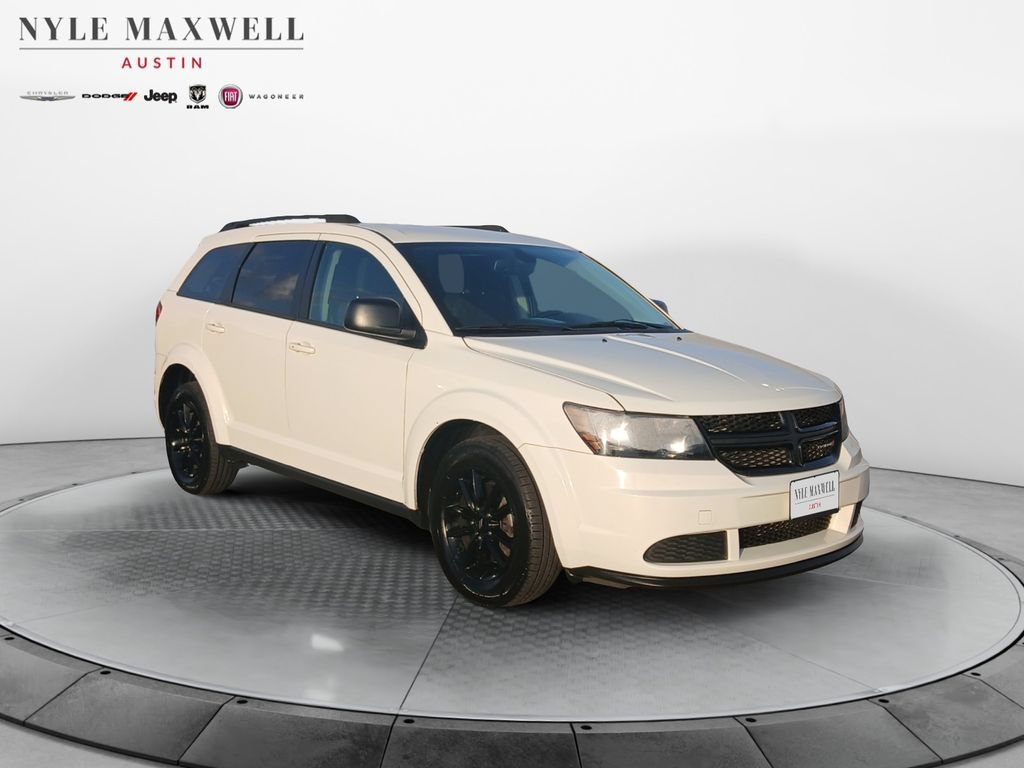 Used 2020 Dodge Journey SE w/ SE Popular Equipment Group FWD image 2