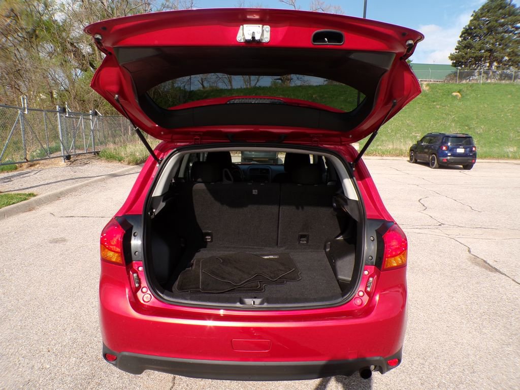 Used 2017 Mitsubishi Outlander Sport ES AWD/4WD image 10