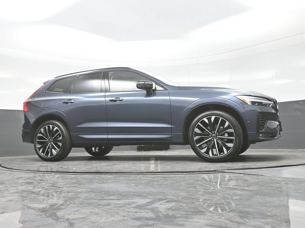 New 2026 Volvo XC60 B5 Ultra w/ Climate Package AWD/4WD image 30
