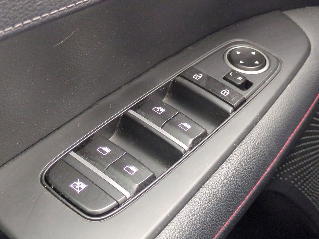 Used 2023 Kia Forte GT image 22