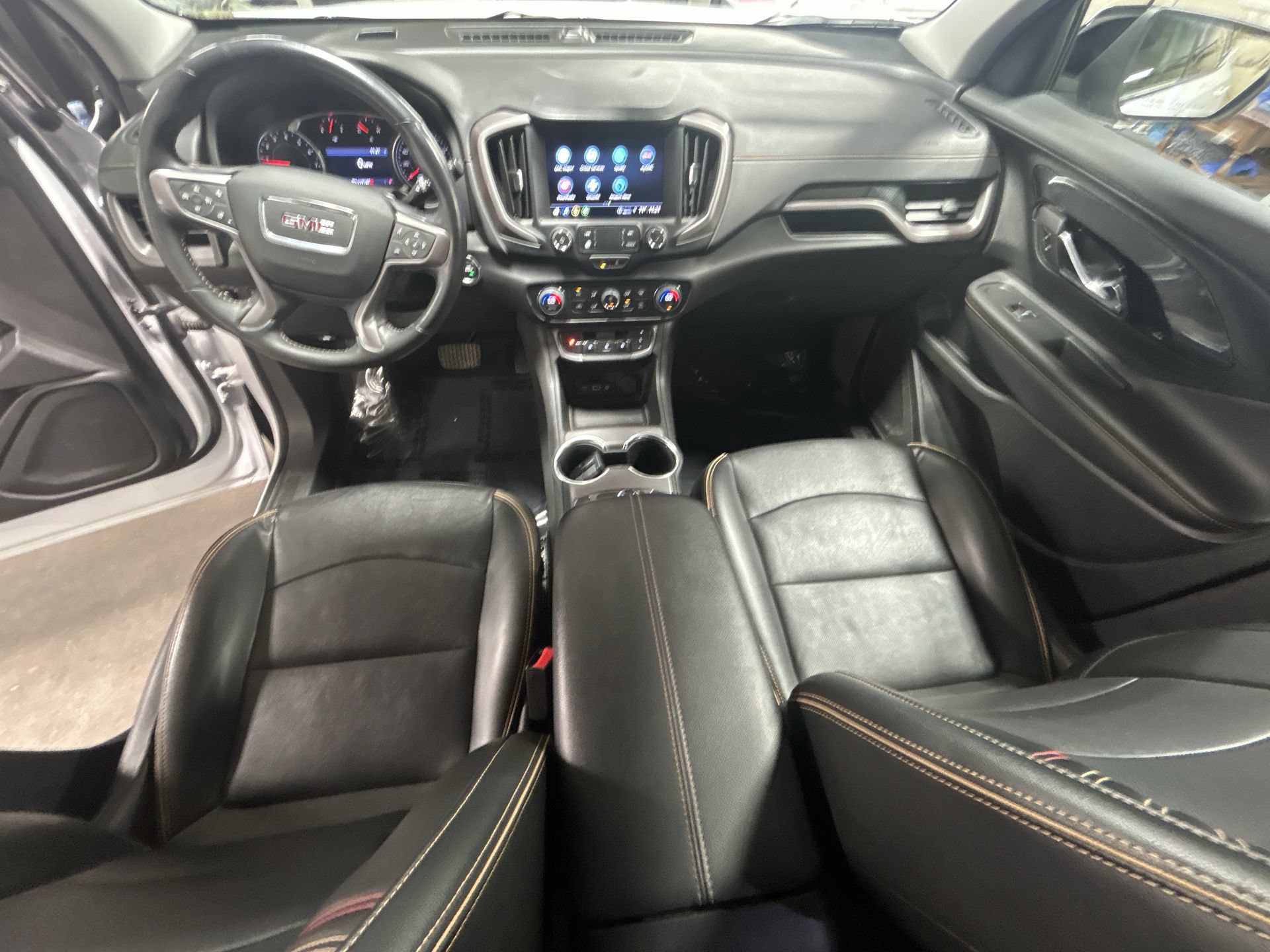 Used 2022 GMC Terrain AT4 AWD/4WD image 21
