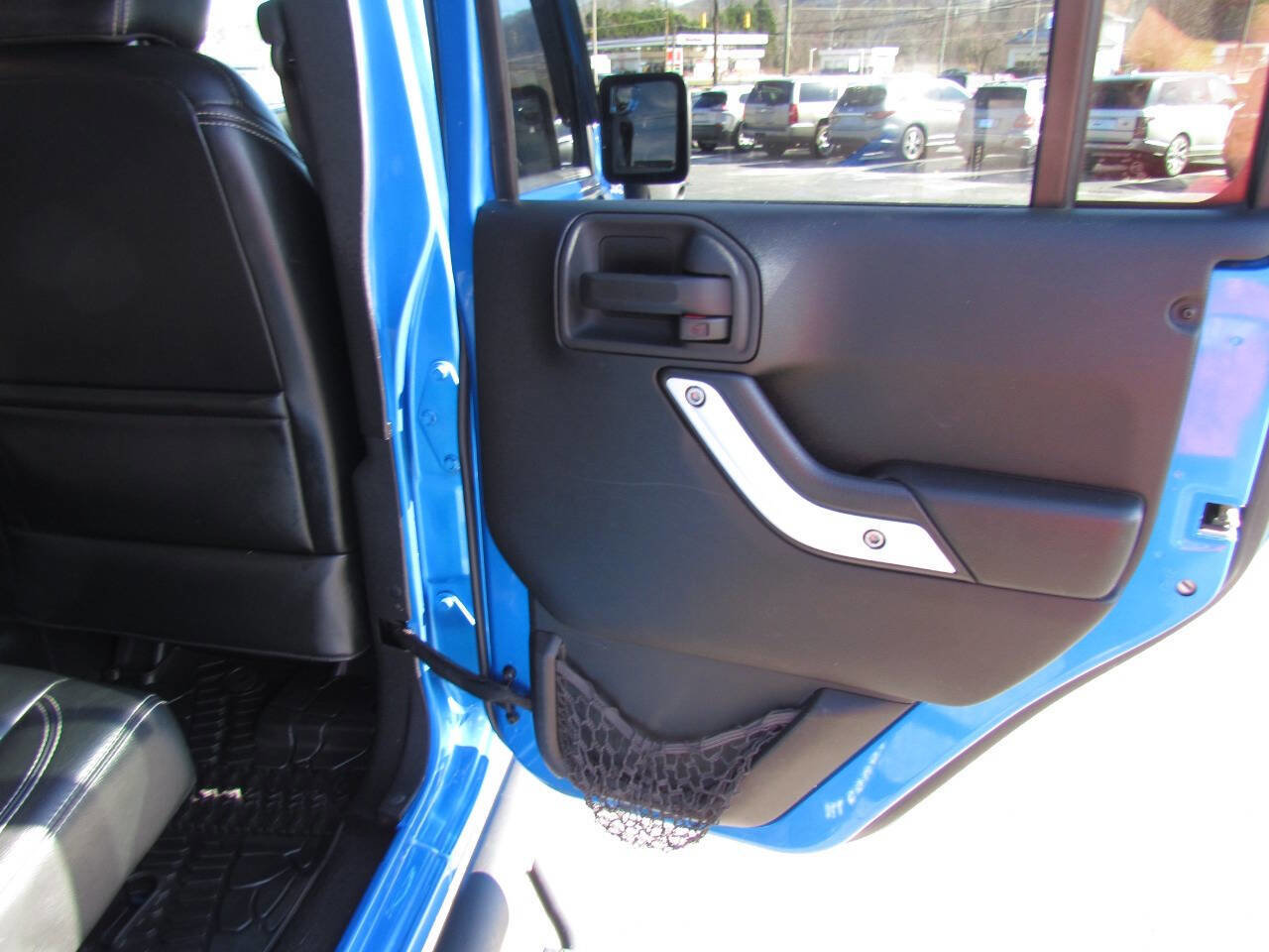 Used 2014 Jeep Wrangler Unlimited Sport image 16