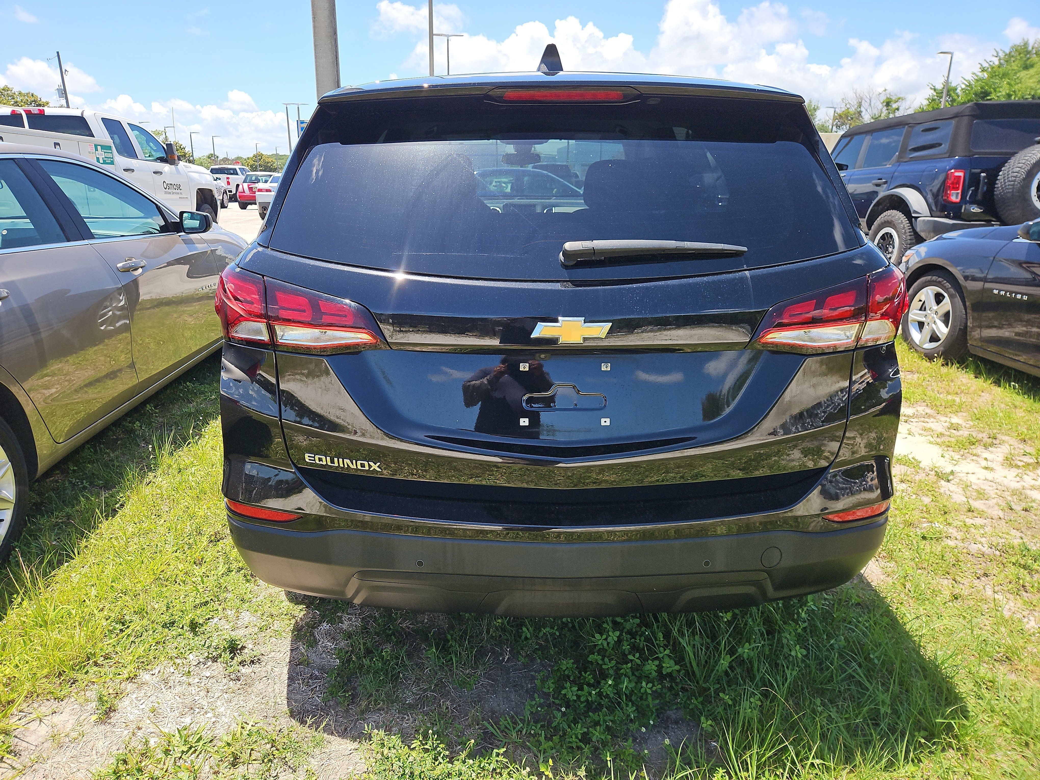 Used 2024 Chevrolet Equinox LS w/ LS Convenience Package FWD image 5