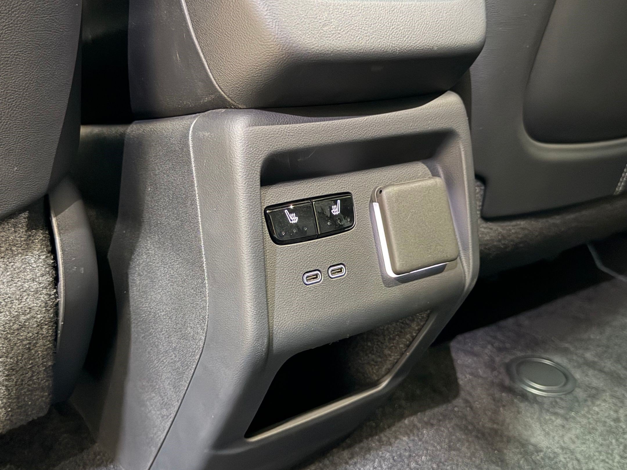 New 2026 Cadillac Optiq V AWD/4WD image 48