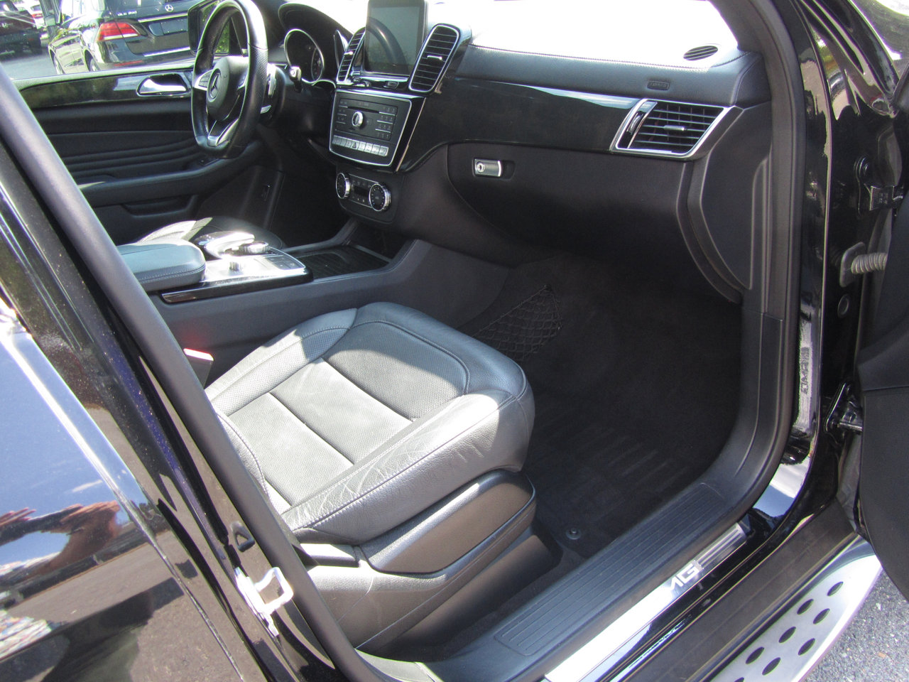 Used 2017 Mercedes-Benz GLE 43 AMG 4MATIC Coupe image 21